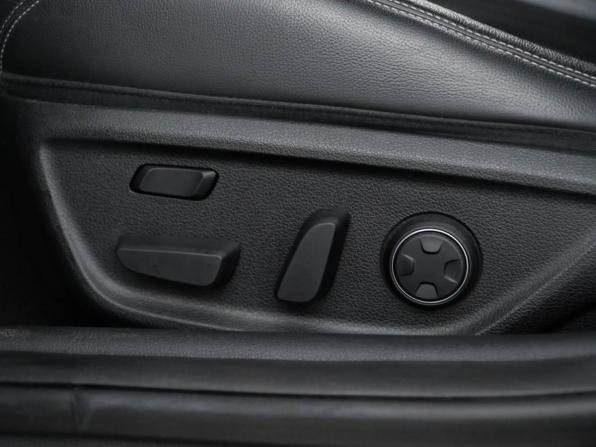 Genesis G70 I с пробегом 2019 года, цена 2 477 999 рублей, 96087 км, седан, Автокод Объявления
