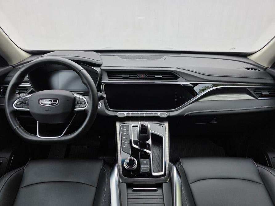 Geely Atlas Pro Москва  - изображение 11