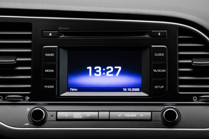 Hyundai Elantra VI (AD) с пробегом 2018 года, цена 1 614 000 рублей, 89970 км, седан, Автокод Объявления