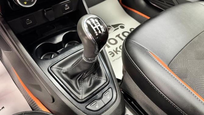 Lada (ВАЗ) Vesta I Рестайлинг (NG) с пробегом 2024 года, цена 1 420 000 рублей, 26165 км, седан, Автокод Объявления