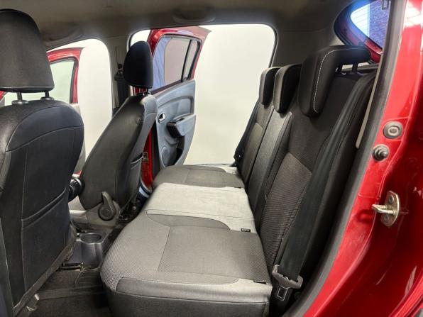 Renault Sandero II Рестайлинг с пробегом 2021 года, цена 1 295 000 рублей, 81863 км, хэтчбек, Автокод Объявления