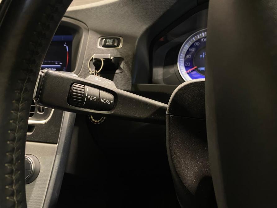 Volvo V60 I Челябинск  - изображение 19