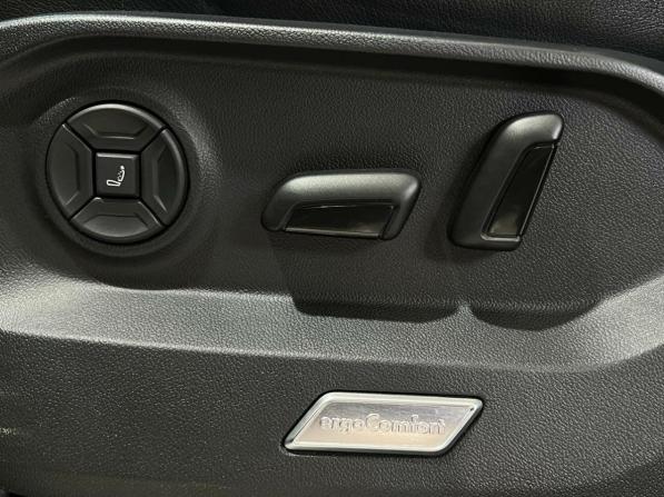 Volkswagen Touareg III с пробегом 2020 года, цена 5 400 000 рублей, 87997 км, внедорожник, Автокод Объявления