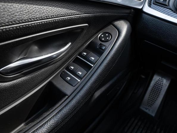 BMW 5 серии VI (F10/F11/F07) Рестайлинг с пробегом 2013 года, цена 2 100 000 рублей, 218954 км, седан, Автокод Объявления