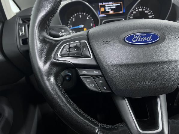 Ford C-MAX II Рестайлинг с пробегом 2017 года, цена 1 089 000 рублей, 207983 км, компактвэн, Автокод Объявления