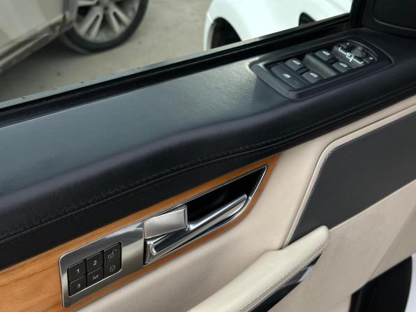 Land Rover Range Rover Sport I Рестайлинг с пробегом 2013 года, цена 1 890 000 рублей, 175000 км, внедорожник, Автокод Объявления