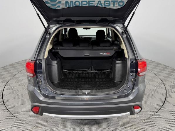 Mitsubishi Outlander III Рестайлинг 2 с пробегом 2015 года, цена 1 600 000 рублей, 187884 км, внедорожник, Автокод Объявления