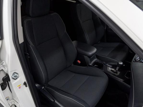 Toyota RAV4 IV (XA40) Рестайлинг с пробегом 2018 года, цена 2 579 000 рублей, 147937 км, внедорожник, Автокод Объявления