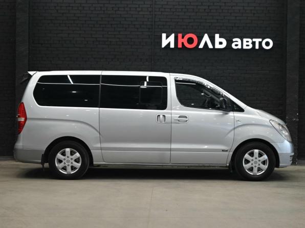 Hyundai Grand Starex I с пробегом 2008 года, цена 1 000 000 рублей, 221269 км, минивэн, Автокод Объявления