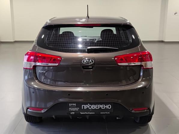 Kia Rio III Рестайлинг с пробегом 2016 года, цена 955 000 рублей, 168710 км, хэтчбек, Автокод Объявления