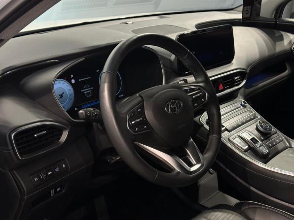 Hyundai Santa Fe IV Рестайлинг с пробегом 2022 года, цена 3 800 000 рублей, 42000 км, внедорожник, Автокод Объявления