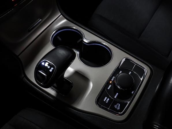 Jeep Grand Cherokee IV (WK2) Рестайлинг с пробегом 2013 года, цена 2 099 000 рублей, 72045 км, внедорожник, Автокод Объявления