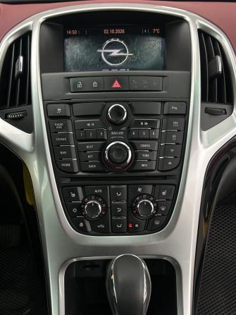 Opel Astra J Рестайлинг с пробегом 2013 года, цена 890 000 рублей, 139100 км, хэтчбек, Автокод Объявления