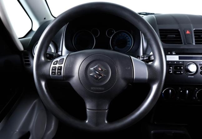 Suzuki SX4 I (Classic) Рестайлинг с пробегом 2012 года, цена 859 000 рублей, 140360 км, хэтчбек, Автокод Объявления