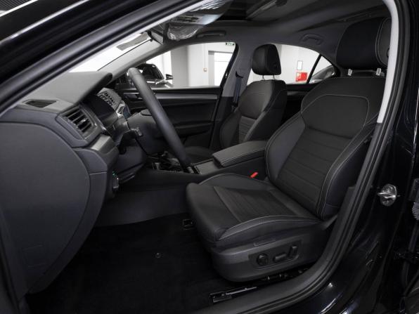 Skoda Superb III Рестайлинг с пробегом 2025 года, цена 3 250 000 рублей, 55 км, лифтбек, Автокод Объявления