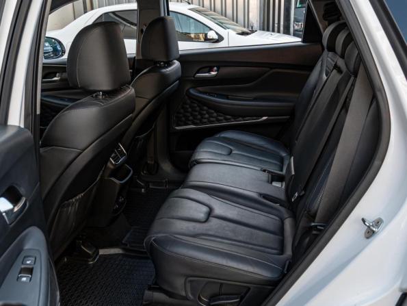 Hyundai Santa Fe IV с пробегом 2019 года, цена 3 250 000 рублей, 120290 км, внедорожник, Автокод Объявления