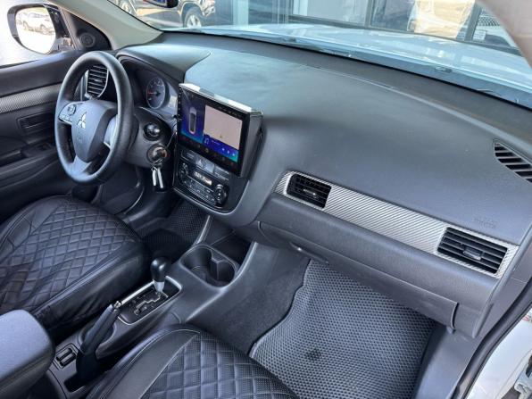 Mitsubishi Outlander III Рестайлинг с пробегом 2014 года, цена 1 590 500 рублей, 189132 км, внедорожник, Автокод Объявления