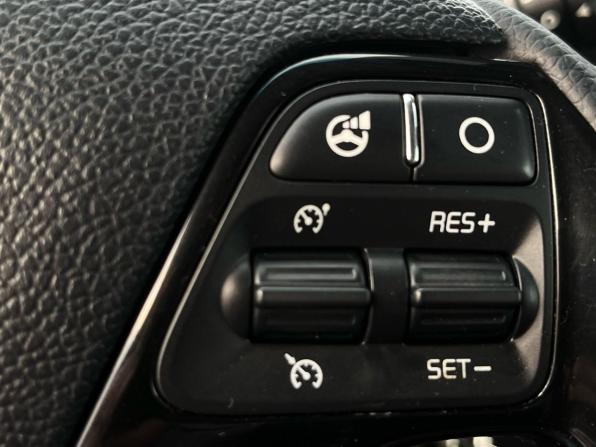 Kia Ceed II с пробегом 2013 года, цена 980 000 рублей, 181597 км, хэтчбек, Автокод Объявления