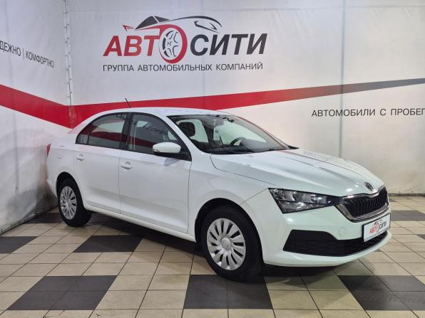 Skoda Rapid II с пробегом 2022 года, цена 1 599 000 рублей, 87000 км, лифтбек, Автокод Объявления