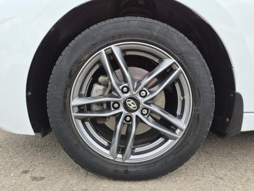 Hyundai Elantra VI (AD) Рестайлинг Саратов  - изображение 9