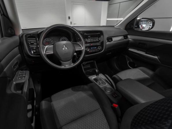 Mitsubishi Outlander III Рестайлинг 2 с пробегом 2015 года, цена 1 670 000 рублей, 108953 км, внедорожник, Автокод Объявления