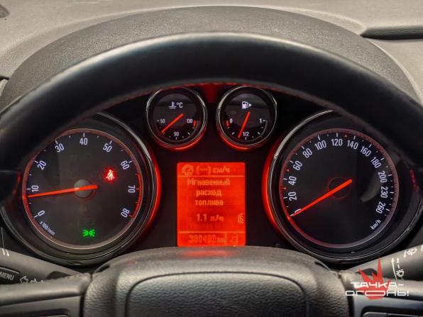 Opel Astra J Рестайлинг с пробегом 2013 года, цена 484 000 рублей, 308000 км, хэтчбек, Автокод Объявления