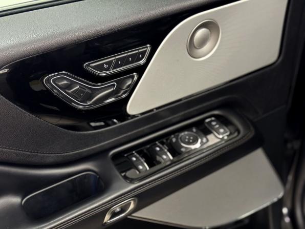 Lincoln Aviator II с пробегом 2022 года, цена 4 500 000 рублей, 159574 км, внедорожник, Автокод Объявления