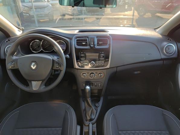 Renault Logan II с пробегом 2016 года, цена 722 000 рублей, 92217 км, седан, Автокод Объявления