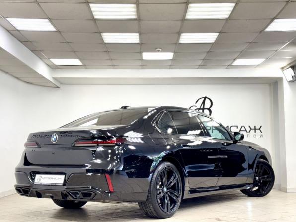 BMW 7 серии VII (G70) с пробегом 2023 года, цена 11 200 000 рублей, 99000 км, седан, Автокод Объявления