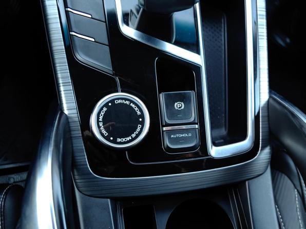Geely Atlas Pro с пробегом 2023 года, цена 1 819 000 рублей, 31700 км, внедорожник, Автокод Объявления