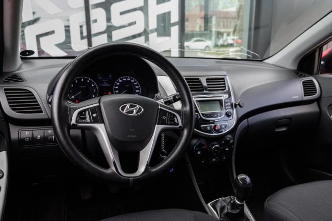 Hyundai Solaris I с пробегом 2011 года, цена 550 000 рублей, 223720 км, седан, Автокод Объявления