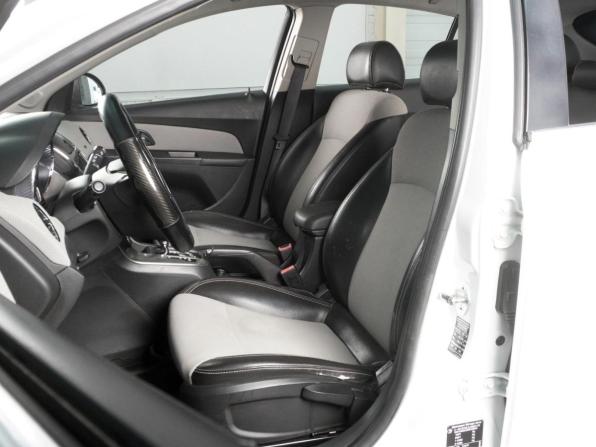 Chevrolet Cruze I Рестайлинг с пробегом 2013 года, цена 980 000 рублей, 95048 км, хэтчбек, Автокод Объявления