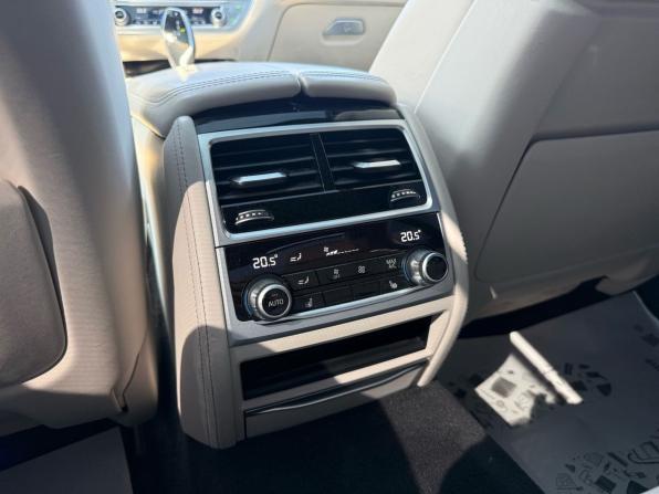 BMW 7 серии VI (G11/G12) Рестайлинг с пробегом 2019 года, цена 5 870 000 рублей, 139000 км, седан, Автокод Объявления