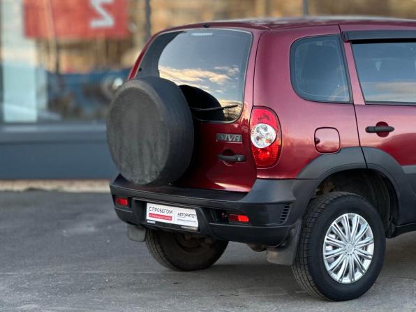 Chevrolet Niva I Рестайлинг с пробегом 2018 года, цена 739 000 рублей, 97656 км, внедорожник, Автокод Объявления