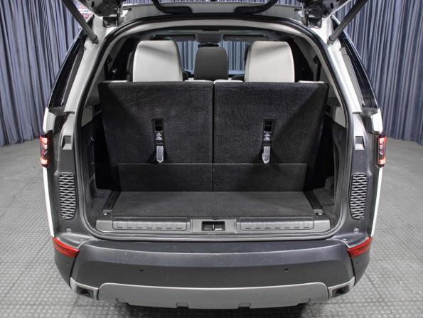 Land Rover Discovery V с пробегом 2018 года, цена 3 149 000 рублей, 118004 км, внедорожник, Автокод Объявления