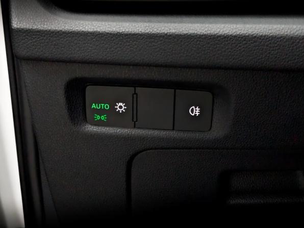 Skoda Octavia IV (A8) с пробегом 2021 года, цена 2 440 000 рублей, 52826 км, лифтбек, Автокод Объявления