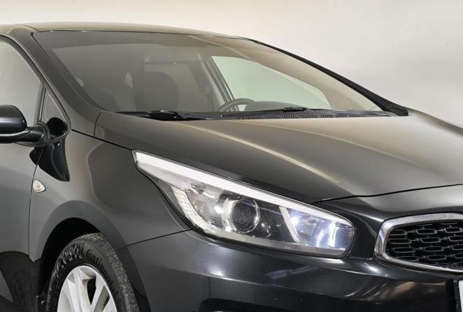 Kia Ceed II Рестайлинг с пробегом 2016 года, цена 1 130 000 рублей, 248971 км, хэтчбек, Автокод Объявления