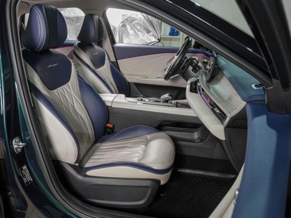Chery Arrizo 8 с пробегом 2023 года, цена 2 099 000 рублей, 64061 км, седан, Автокод Объявления