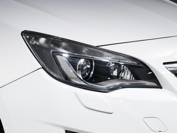 Opel Astra J с пробегом 2011 года, цена 850 000 рублей, 137834 км, хэтчбек, Автокод Объявления