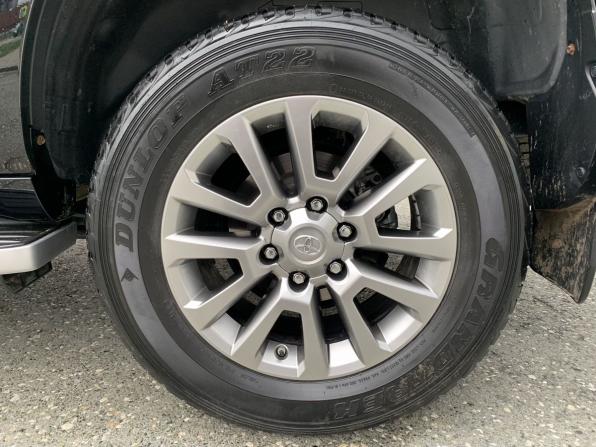 Toyota Land Cruiser Prado 150 Series Рестайлинг 2 с пробегом 2018 года, цена 5 790 000 рублей, 82983 км, внедорожник, Автокод Объявления