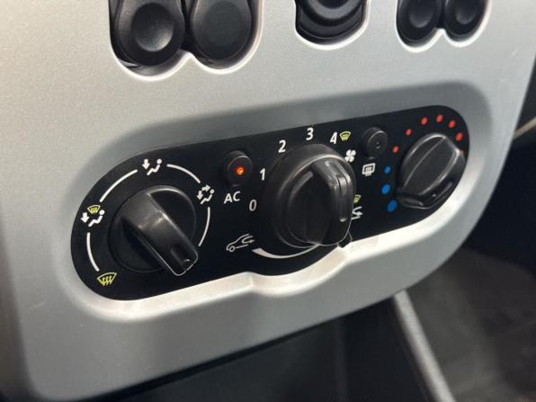 Renault Sandero I с пробегом 2013 года, цена 649 000 рублей, 148562 км, хэтчбек, Автокод Объявления