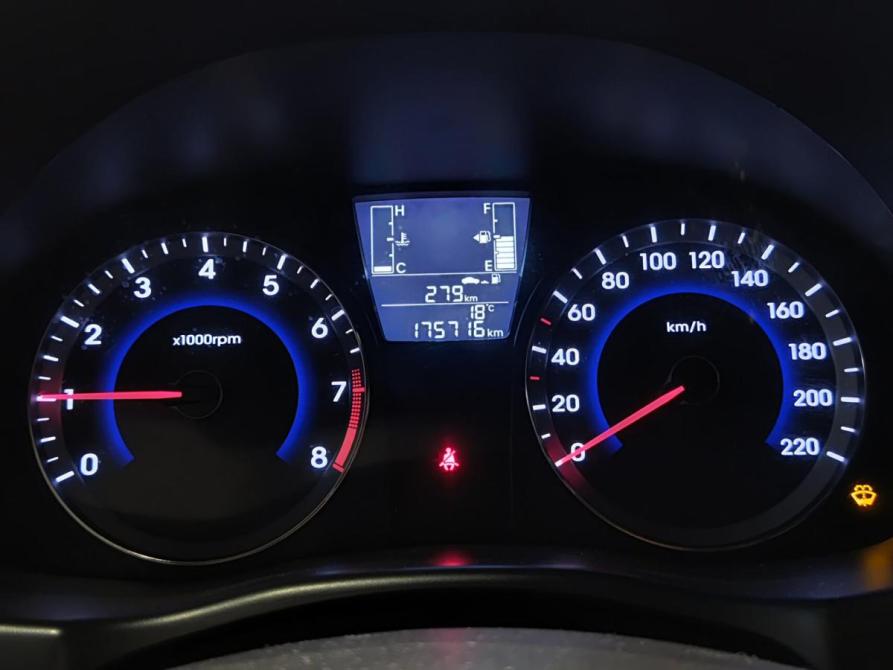 Hyundai Solaris I Рестайлинг Казань  - изображение 16