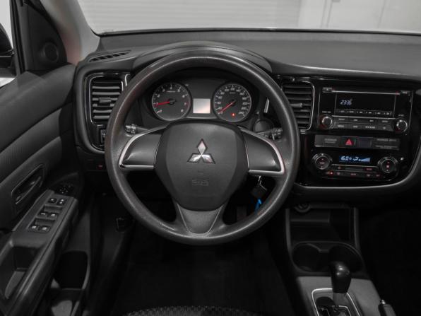 Mitsubishi Outlander III Рестайлинг 2 с пробегом 2015 года, цена 1 670 000 рублей, 108953 км, внедорожник, Автокод Объявления