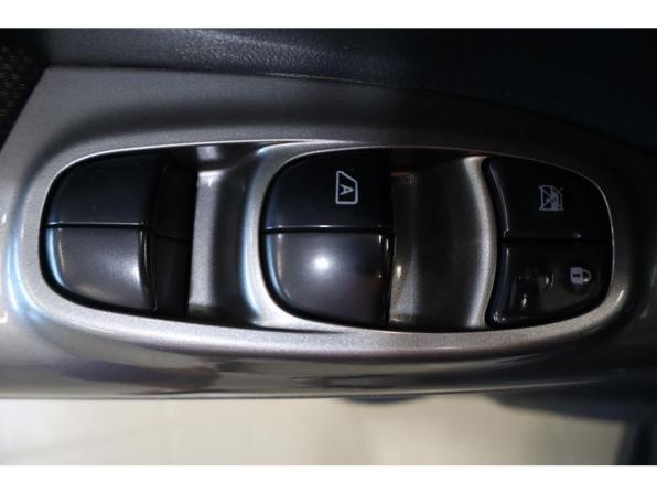 Nissan Juke I с пробегом 2014 года, цена 952 000 рублей, 164735 км, внедорожник, Автокод Объявления
