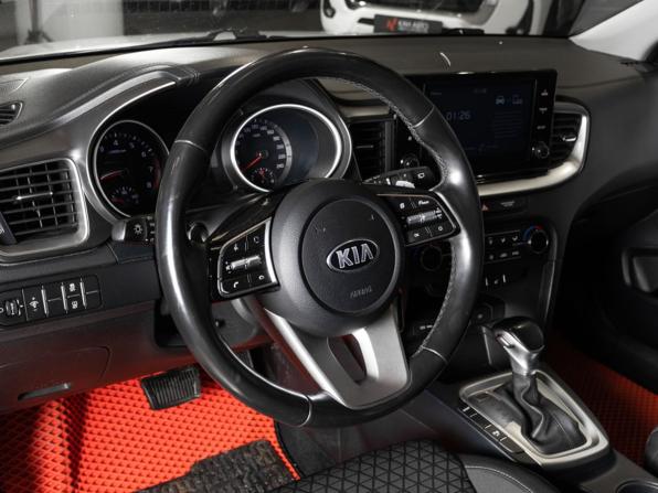 Kia XCeed I с пробегом 2020 года, цена 1 778 254 рубля, 73765 км, хэтчбек, Автокод Объявления