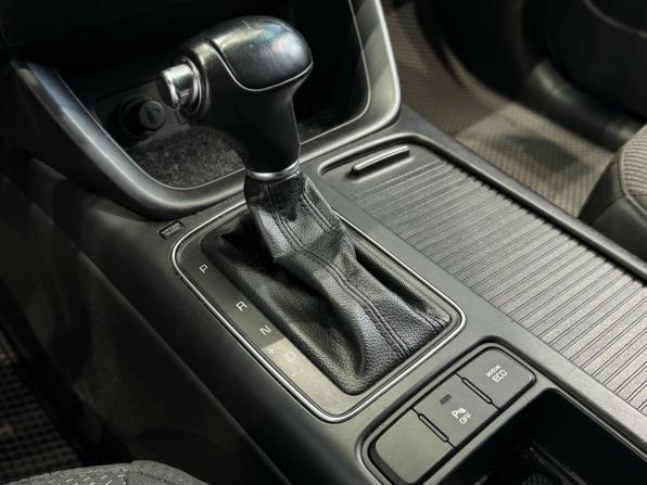Kia Sorento II Рестайлинг с пробегом 2014 года, цена 2 190 000 рублей, 179000 км, внедорожник, Автокод Объявления