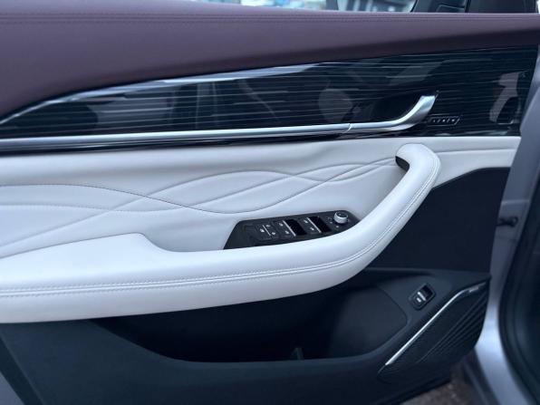 Geely Monjaro I с пробегом 2023 года, цена 3 395 000 рублей, 30000 км, внедорожник, Автокод Объявления