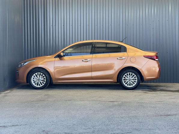Kia Rio IV с пробегом 2017 года, цена 1 370 000 рублей, 84389 км, седан, Автокод Объявления
