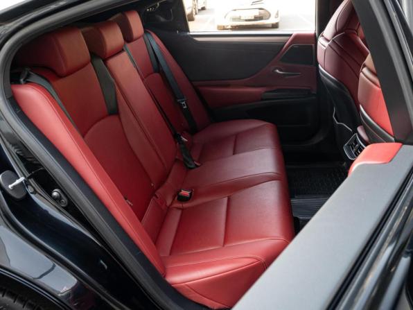 Lexus ES VII с пробегом 2020 года, цена 4 540 000 рублей, 77072 км, седан, Автокод Объявления