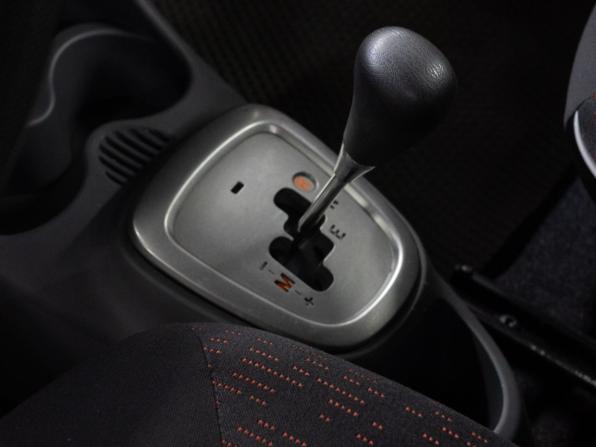 Peugeot 107 I Рестайлинг с пробегом 2010 года, цена 669 000 рублей, 92814 км, хэтчбек, Автокод Объявления